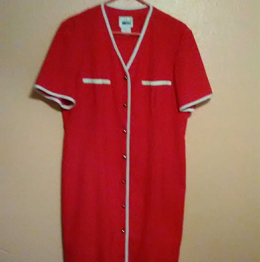 Leslie Fay red dress with white trim